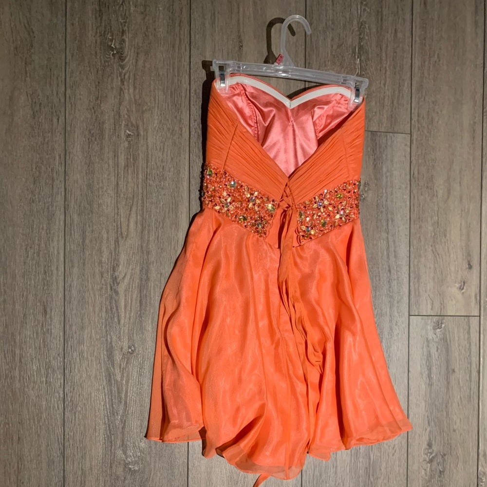 Grad Dress - Picture 3 of 3